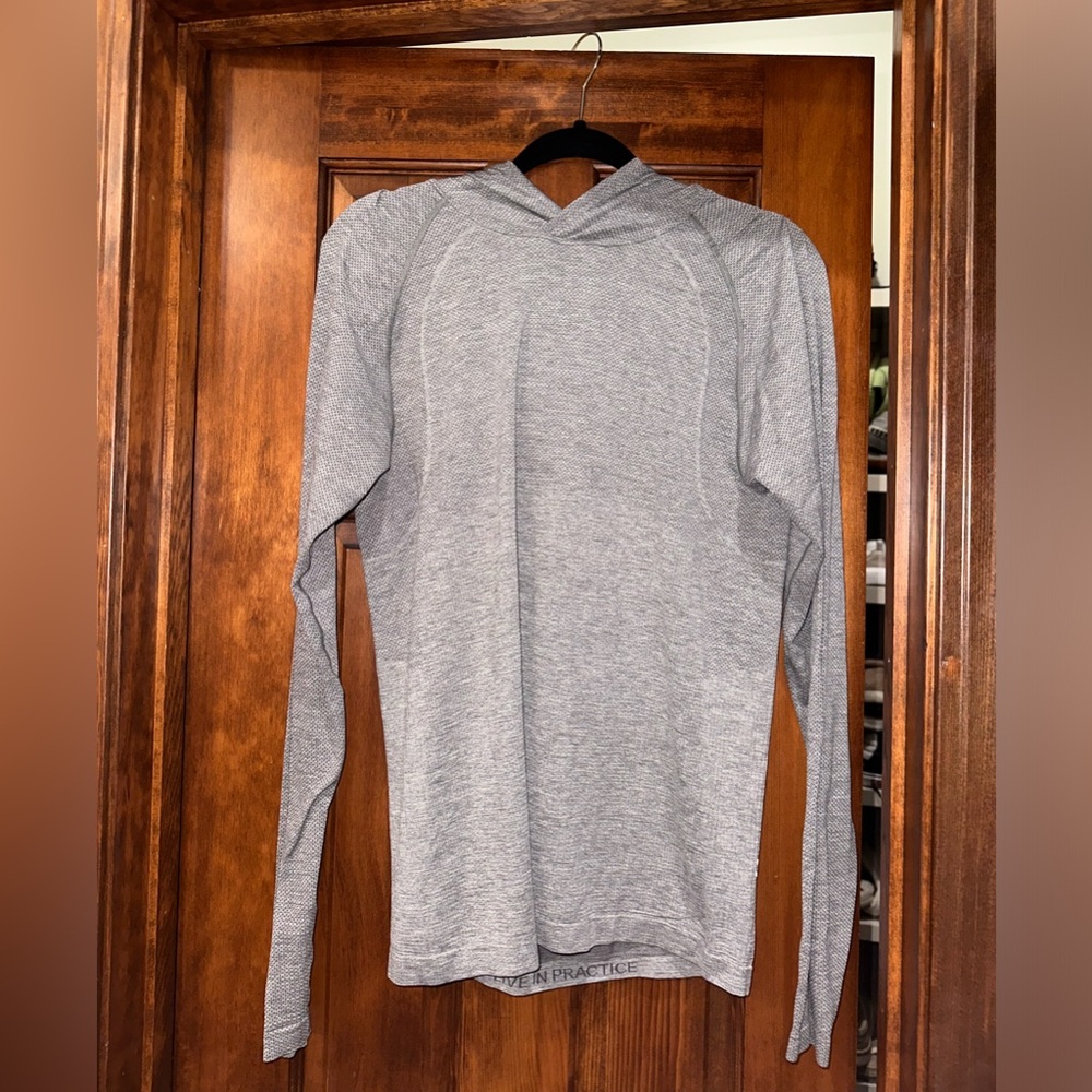 lululemon athletica Men's Long Sleeve Hoodie - Light Gray